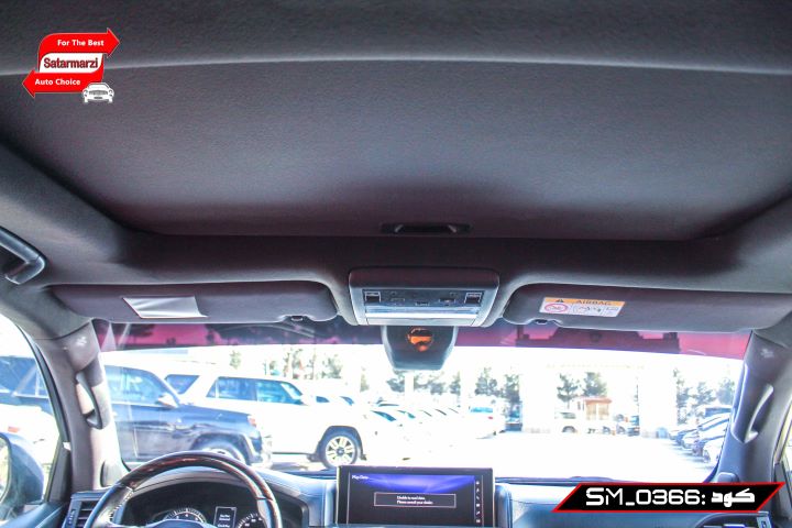 32 Lexus ( LX570 )