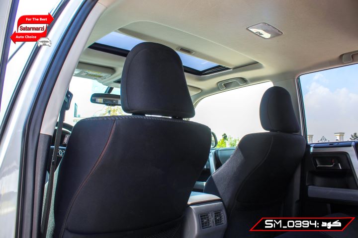 32 Toyota 4Runner ( SR5 )