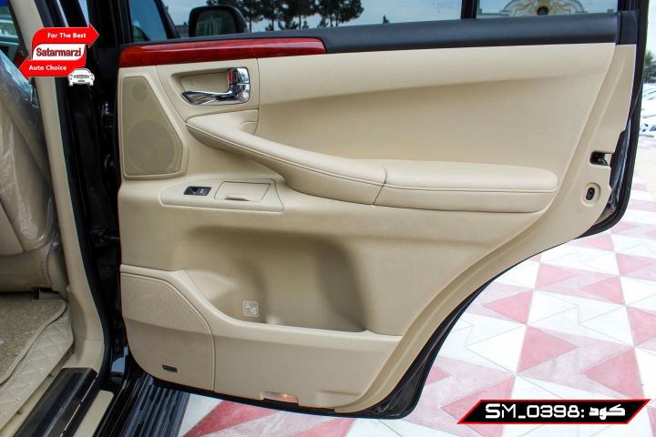 32 Lexus ( LX570 ) 2010