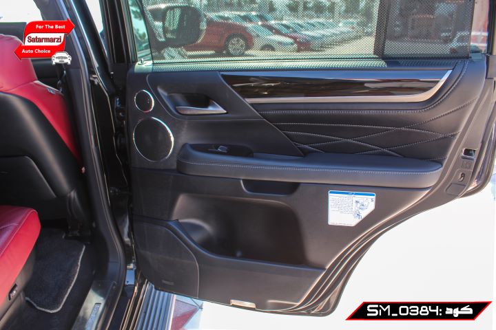 33 Lexus ( LX570 Black Hawk Edition )
