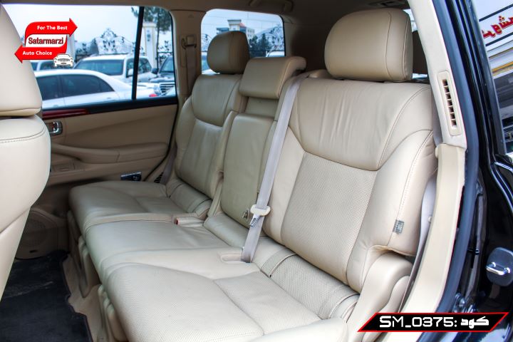 33 Lexus ( LX570 ) American