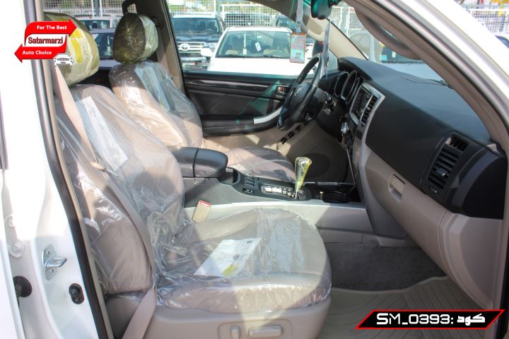 38 Toyota 4Runner ( Limited )