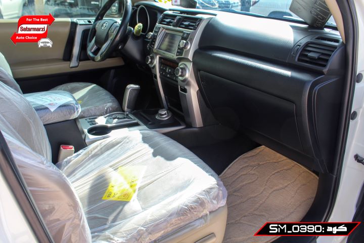 39 Toyota 4Runner ( Limited )