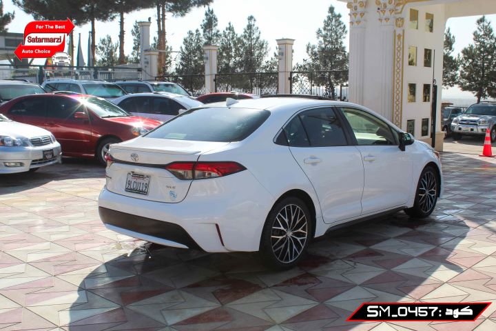 4 Toyota Corolla ( XLE ) 2021