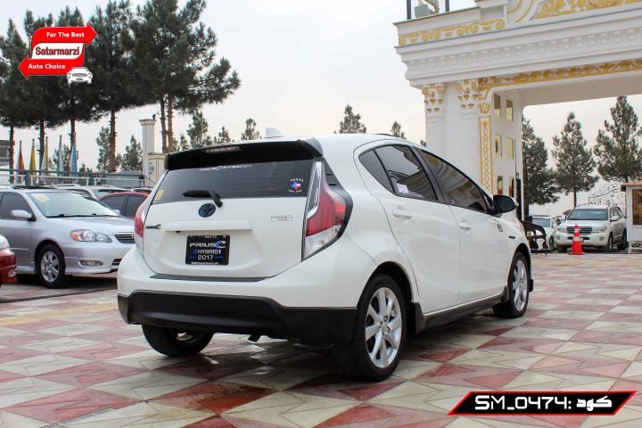 4 Toyota Prius ( C ) Hybrid 2017