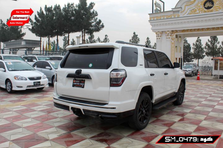 4 Toyota 4Runner ( Limited Night Shade ) 2021