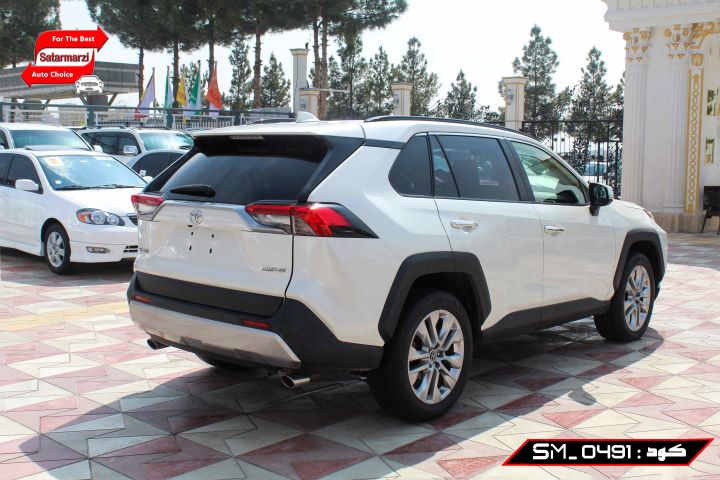 4 Toyota RAV4 ( Limited ) 2019
