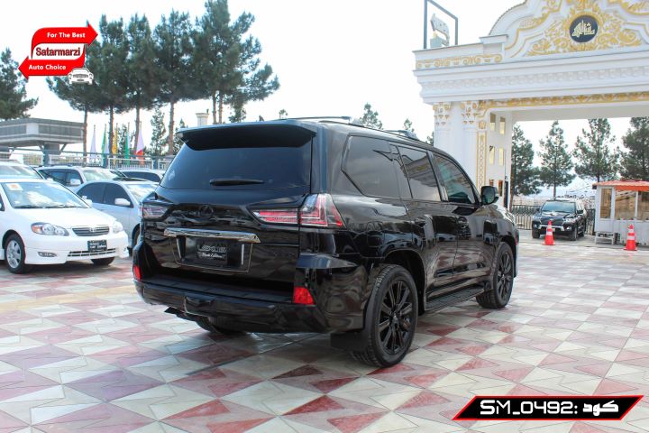 4 Lexus ( LX570 Black Edition ) 2021