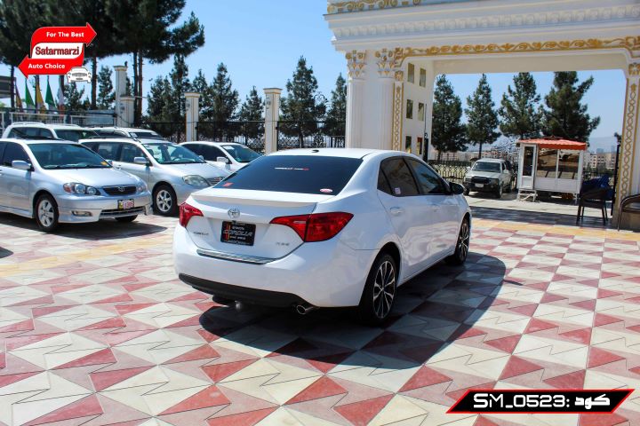4 Toyota Corolla ( XSE ) 2019