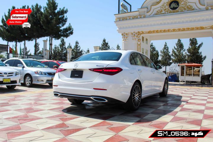 4 Mercedes Benz ( C300 4MATIC ) 2022