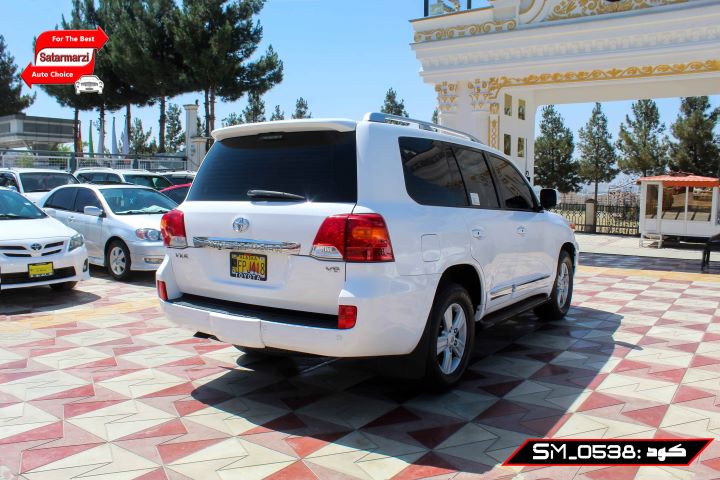 4 Toyota Land Cruiser ( VX.R ) 2012