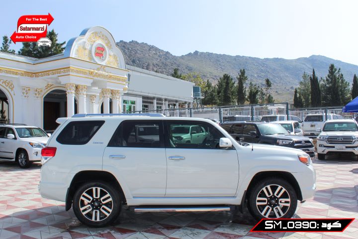 4 Toyota 4Runner ( Limited )