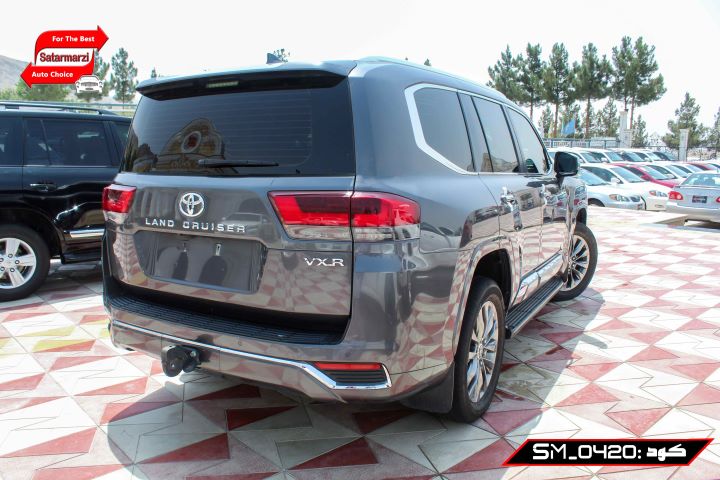 4 Toyota Land Cruiser ( VX.R ) 2022
