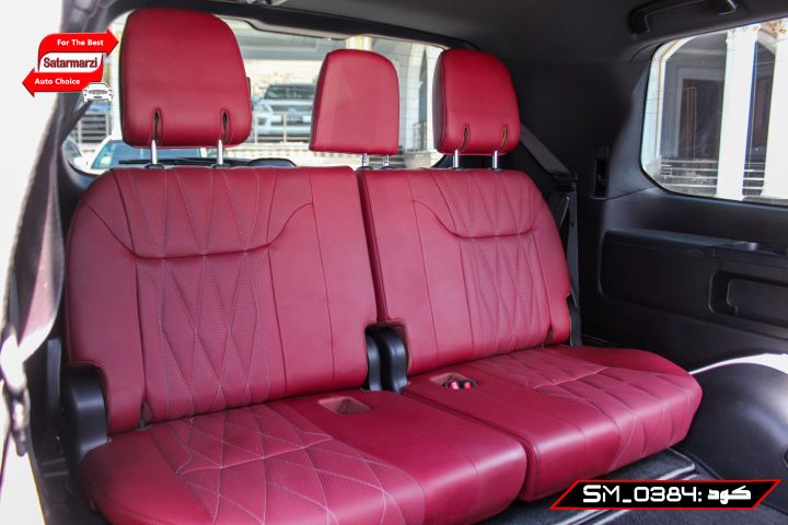 40 Lexus ( LX570 Black Hawk Edition )