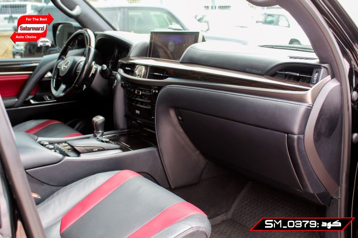 44 Lexus ( LX570 Black Hawk Edition )