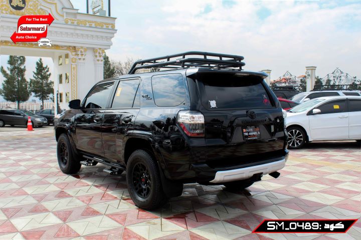 5 Toyota 4Runner ( TRD OFF ROAD ) 2019