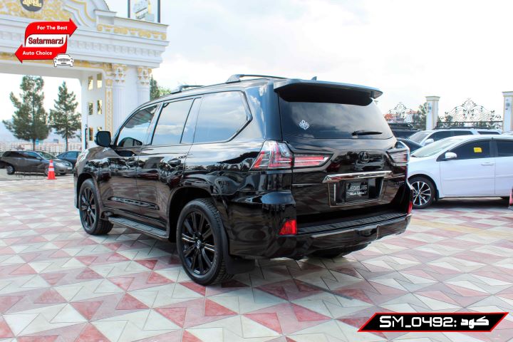 5 Lexus ( LX570 Black Edition ) 2021