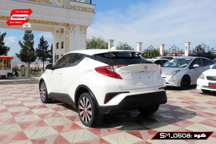 5 Toyota C-HR ( LE ) 2019