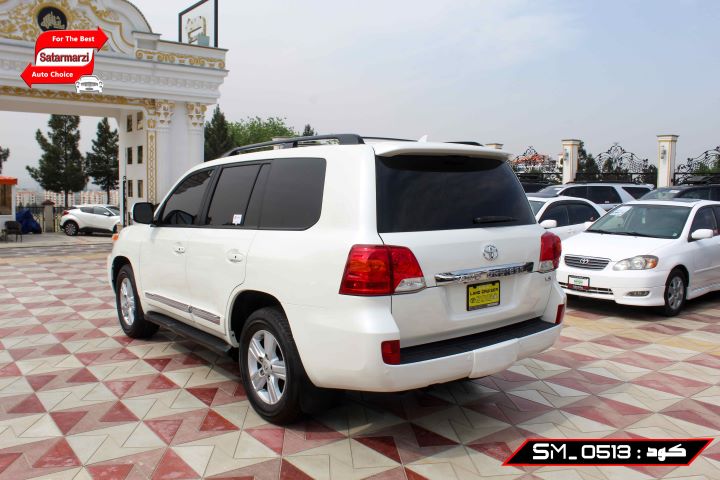 5 Toyota Land Cruiser ( VX.R ) 2015