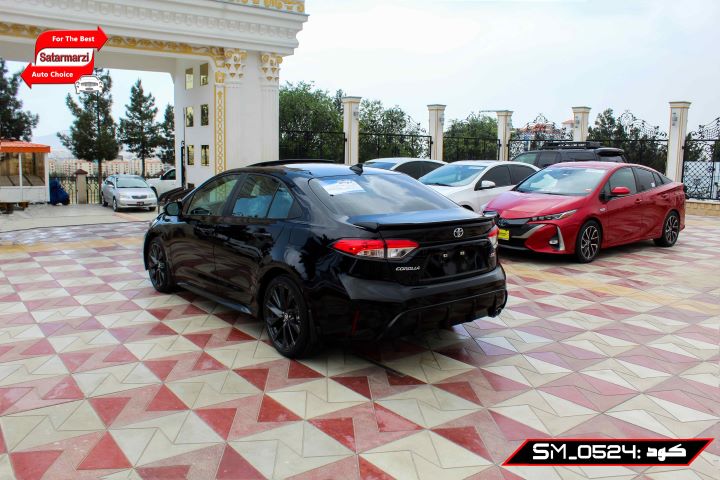 5 Toyota Corolla ( SE ) 2025