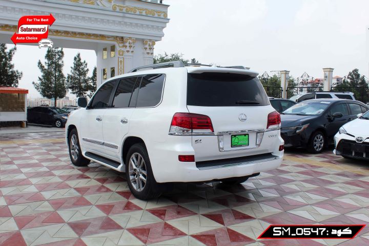 5 Lexus ( LX570 ) 2014