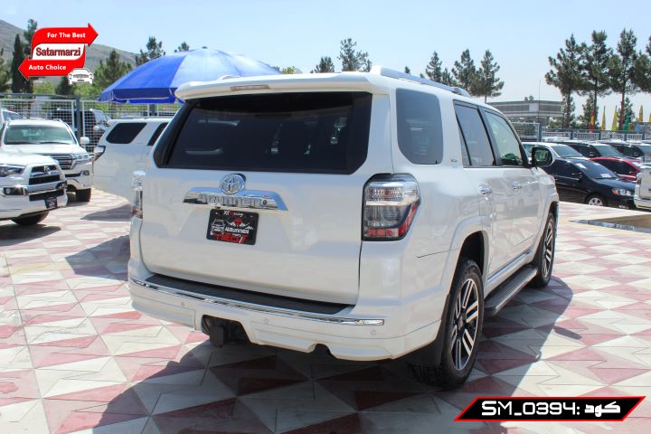 5 Toyota 4Runner ( SR5 )