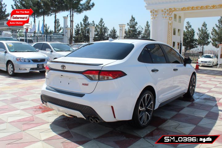 5 Toyota Corolla ( XSE )