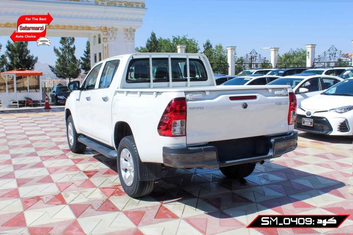 5 Toyota Hilux 2020