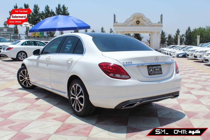 5 Mercedes Benz ( C300 4Matic ) 2015