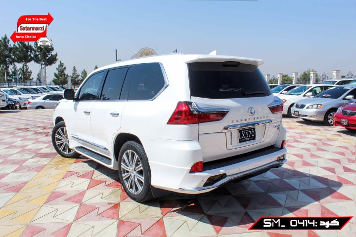 5 Lexus ( LX570 Super Sport ) 2016