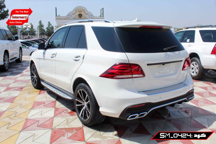 5 Mercedes Benz ( ML 350 4Matic ) 2012
