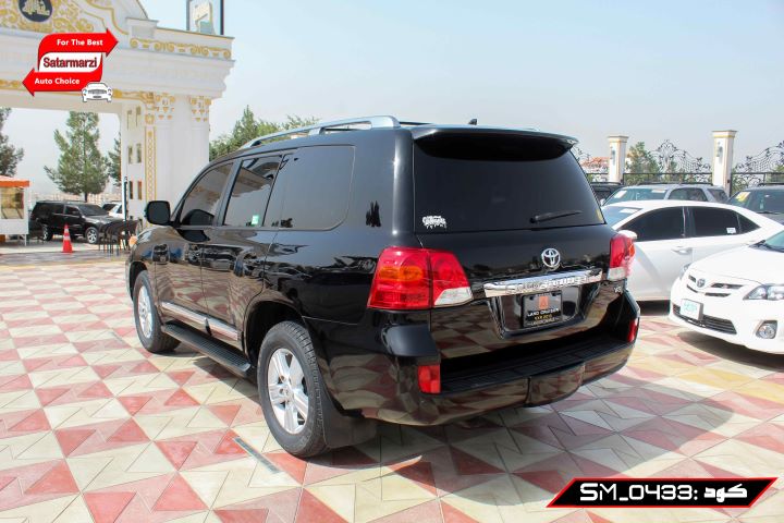 5 Toyota Land Cruiser ( VX.R ) 2013
