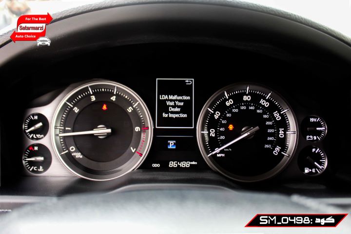 6 Toyota Land Cruiser ( VX.R ) 2017