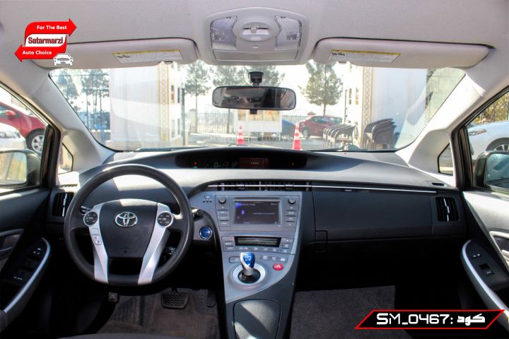 7 Toyota Prius 2015