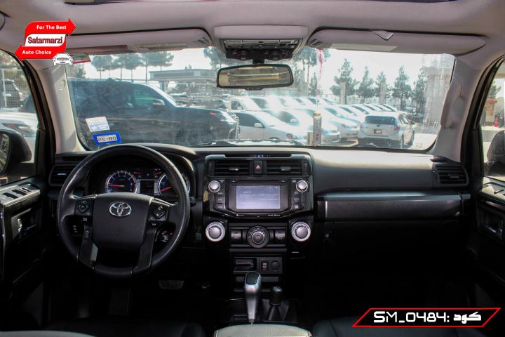 7 Toyota 4Runner ( TRD OFF ROAD ) 2019