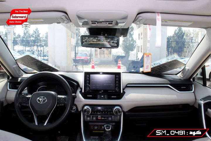 7 Toyota RAV4 ( Limited ) 2019