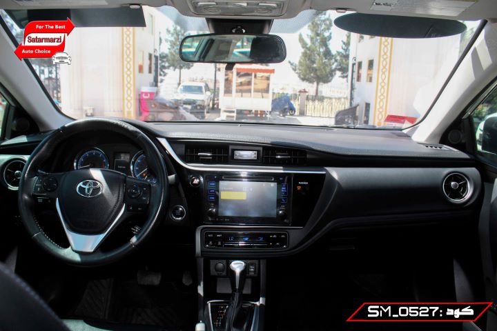 7 Toyota Corolla ( XSE ) 2017