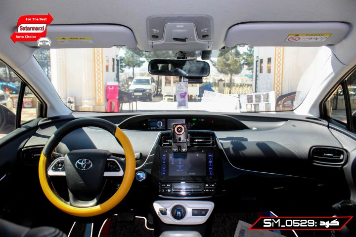 7 Toyota Prius 2017