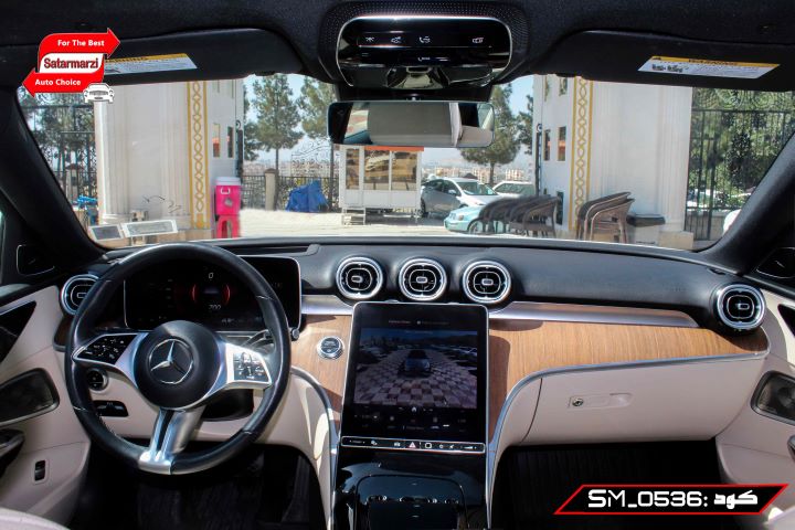 7 Mercedes Benz ( C300 4MATIC ) 2022