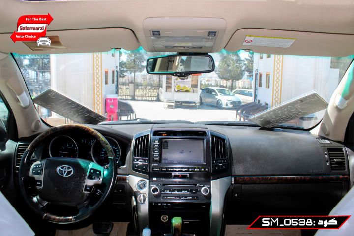 7 Toyota Land Cruiser ( VX.R ) 2012