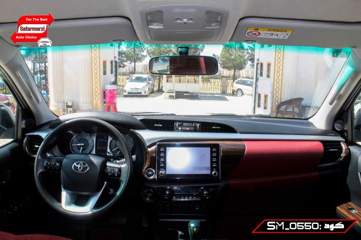 7 Toyota Hilux ( SR5 ) 2024