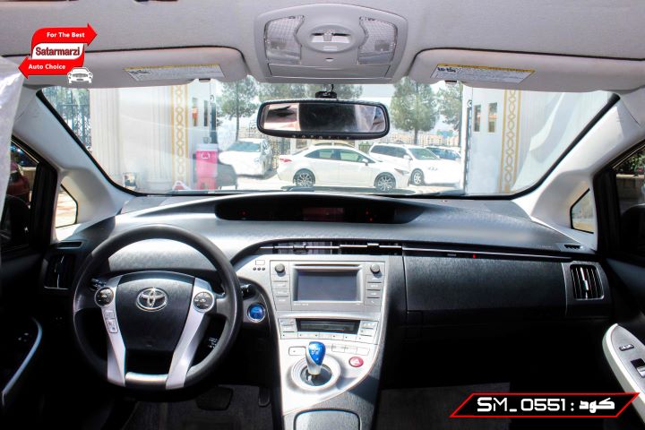 7 Toyota Prius 2015