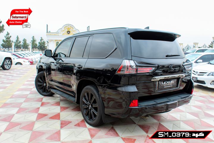 7 Lexus ( LX570 Black Hawk Edition )