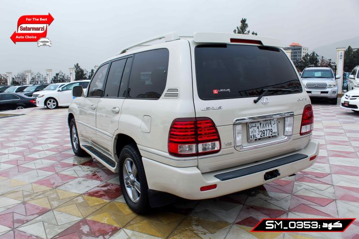 7 Lexus LX470