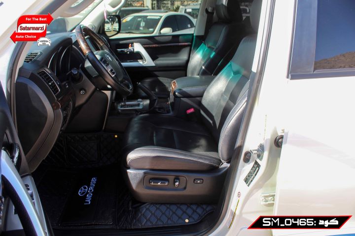 8 Toyota Land Cruiser ( VX.R ) 2014