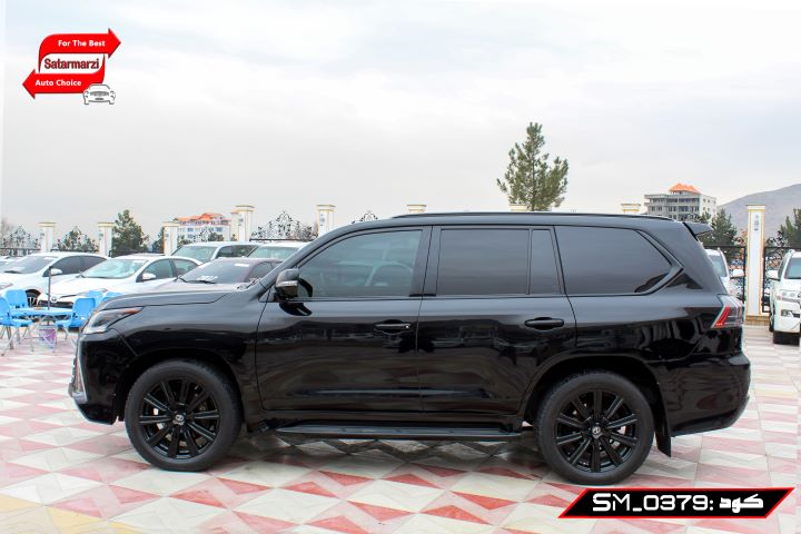 8 Lexus ( LX570 Black Hawk Edition )