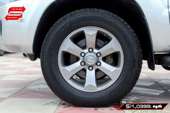 8 Toyota 4Runner ( Urban Runner ) 2009