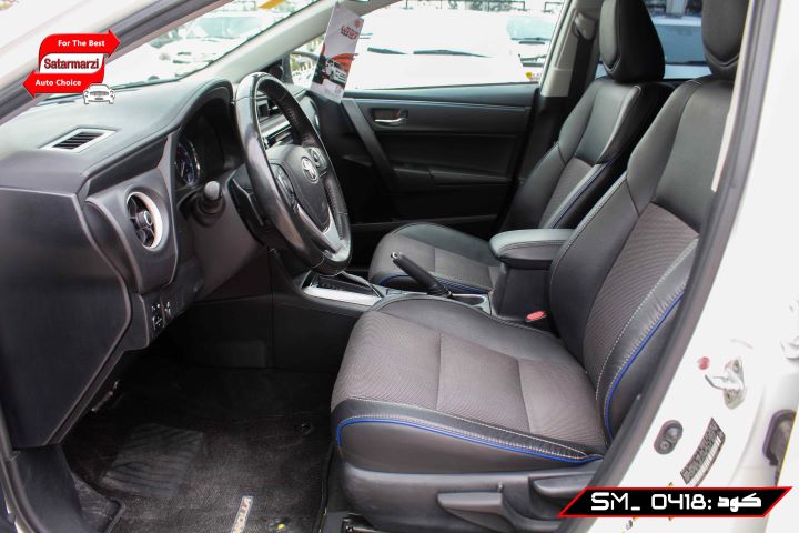 8 Toyota Corolla ( SE ) 2017