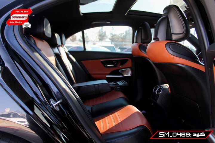 9 Mercedes Benz ( C300 4MATIC ) 2023