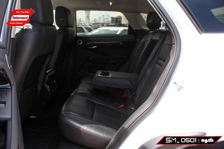 9 Range Rover ( Evoque P250 SE ) 2020